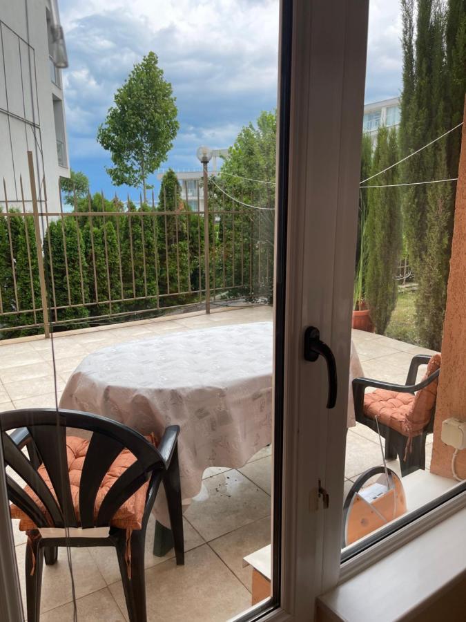 Le Premiere Randevu Apartment Sveti Vlas Exterior photo