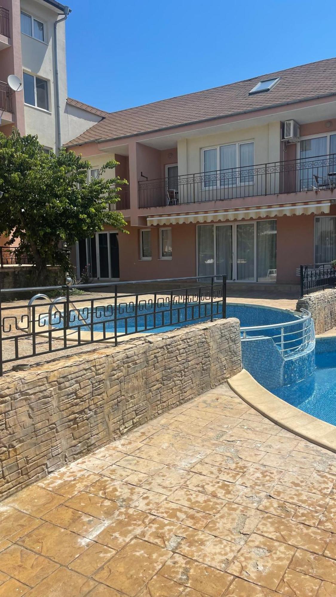 Le Premiere Randevu Apartment Sveti Vlas Exterior photo